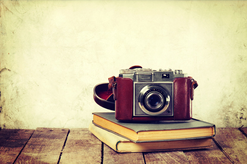 appareil-photo-livres-831x554